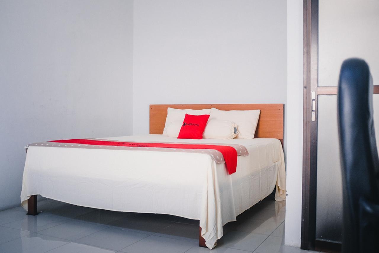 Reddoorz Near Sirkuit Sentul Hotel Bogor Kültér fotó